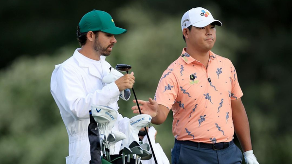 Si Woo Kim Manuel Villegas caddie