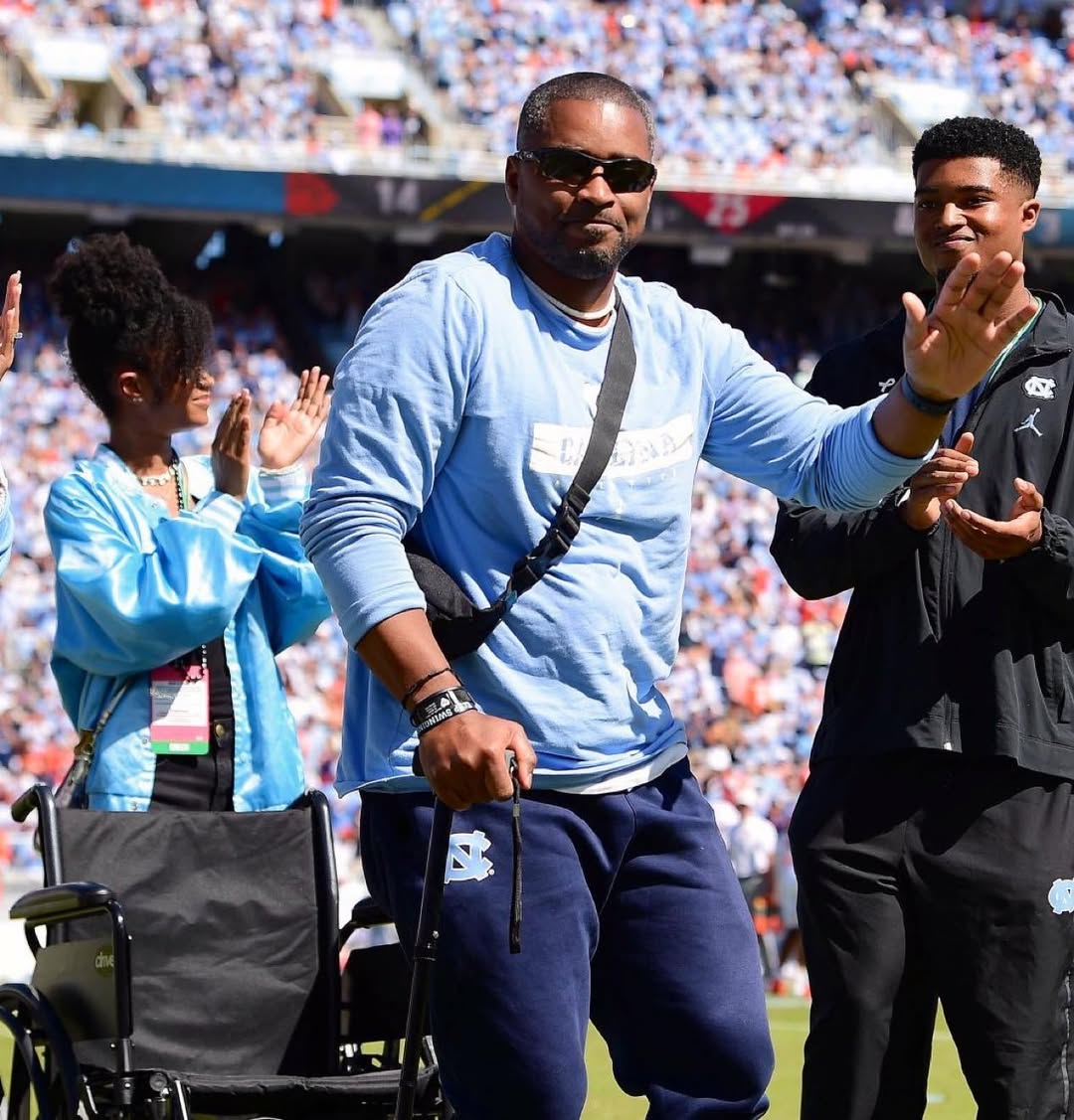 “Love You Mitch”: Tributes Pour In as UNC Football Chaplain Enters Hospice After Decades of Service