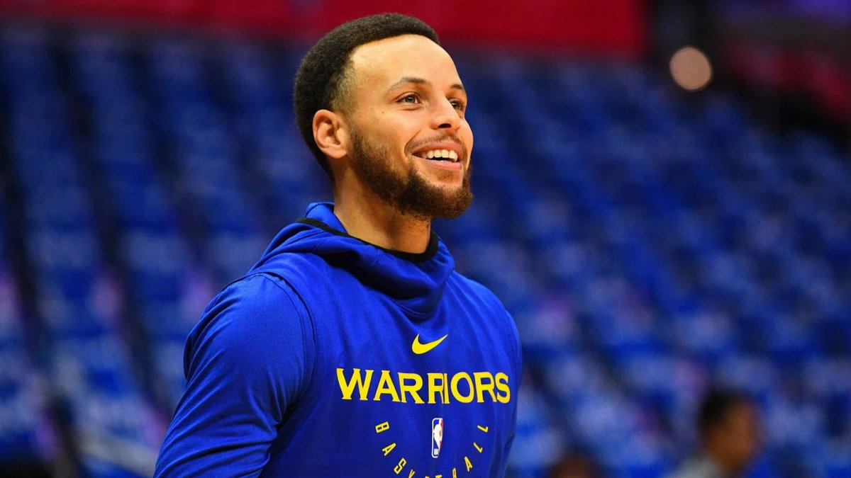Stephen Curry Shares Private Conversation With Olivia Miles as WNBA Players Receive Special Gift From Warriors Star