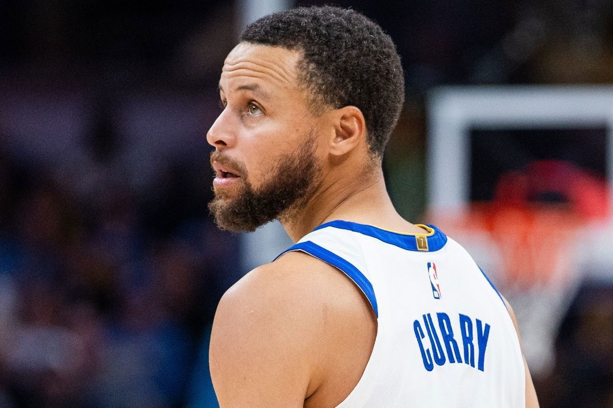 NBA Legend Issues Blunt 2-Word Take on Warriors Minus Stephen Curry vs Thunder