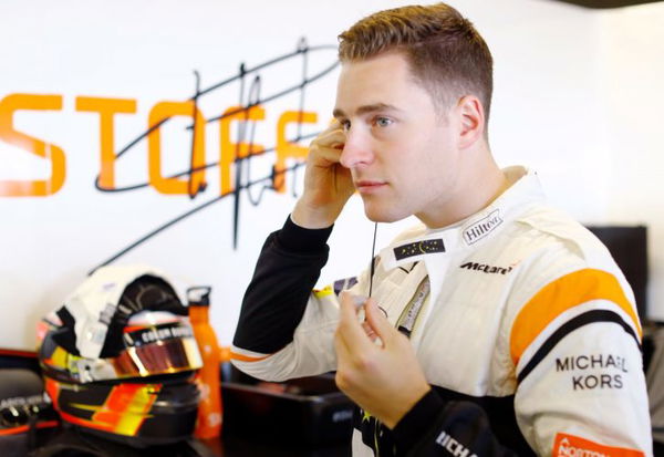 Stoffel-Vandoorne-3-725&#215;500