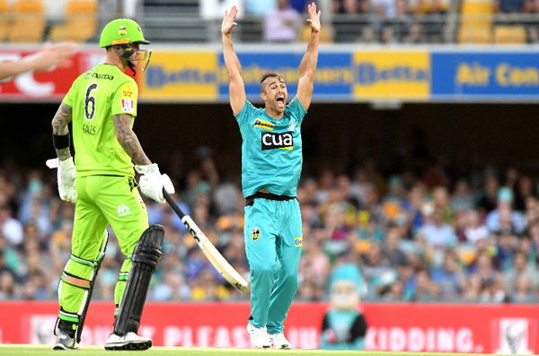 Sydney-Thunder-vs-Brisbane-Heat