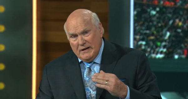 NFL Legend Terry Bradshaw Wants to End Aaron Rodgers' Career With The Green  Bay Packers: “Bring The Other Kid In” - EssentiallySports