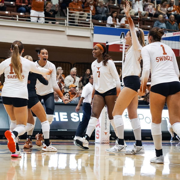 Texas Longhorns Women&#8217;s Volleyball, Source &#8211; X