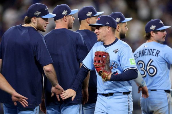 Trey Yesavage with teammates