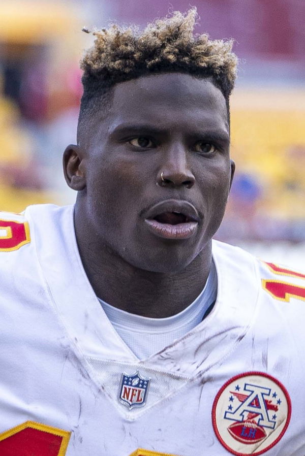 Dolphins: Tyreek Hill has hilarious reaction to Jalen Ramsey trade