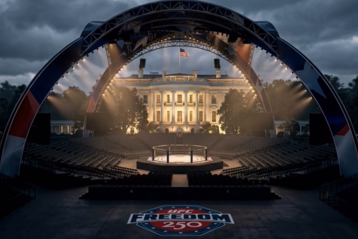 UFC White House Fighter Sends Desperate Plea to Octagon Girls After Losing Coach