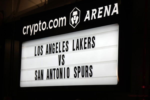 NBA: San Antonio Spurs at Los Angeles Lakers