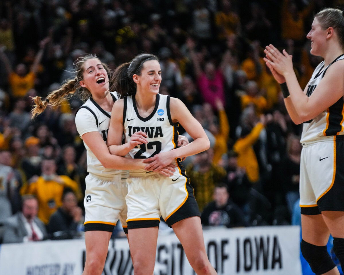 Caitlin Clark, Kate Martin Lead Prayers After Former Iowa Teammate Makes Painful Announcement