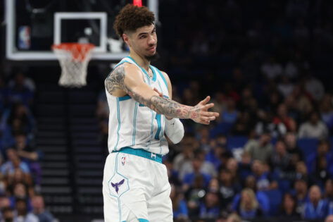 'We Demand Answers’: Fans Rage Over Coach Lee’s Bold LaMelo Ball Move