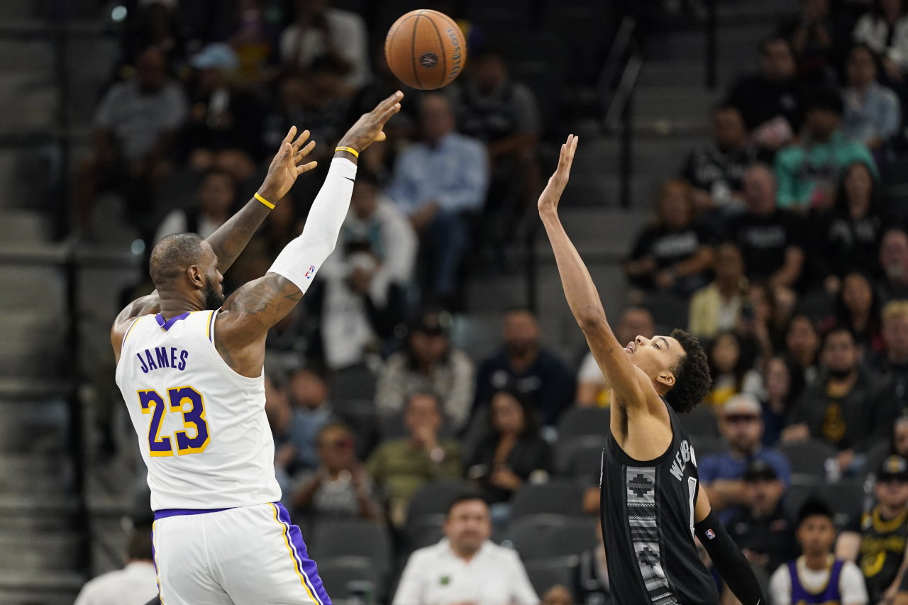 LeBron James, Victor Wembanyama