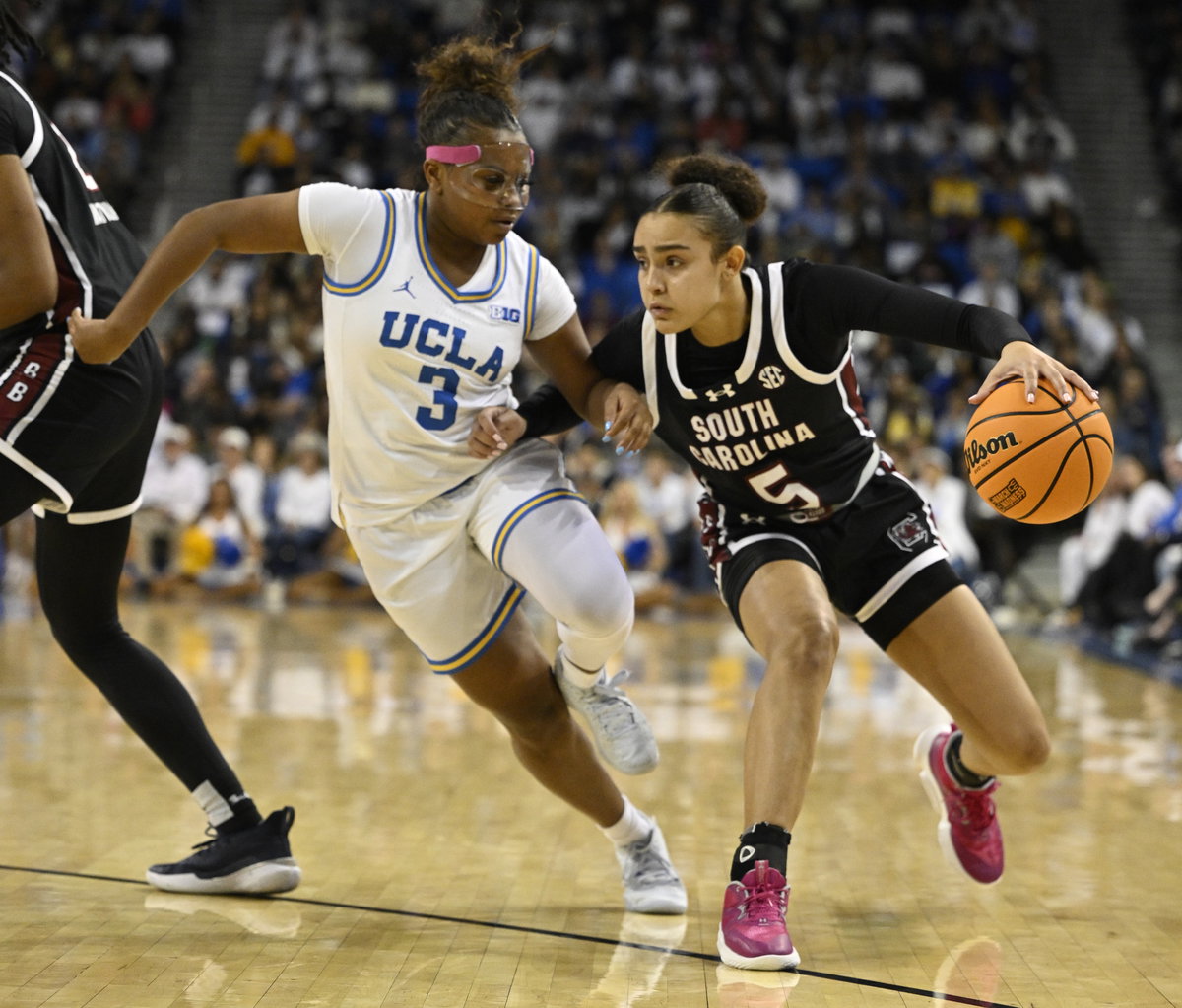 Who Is Singing the National Anthem at South Carolina vs UCLA in the Women’s NCAA Championship Game 2026?