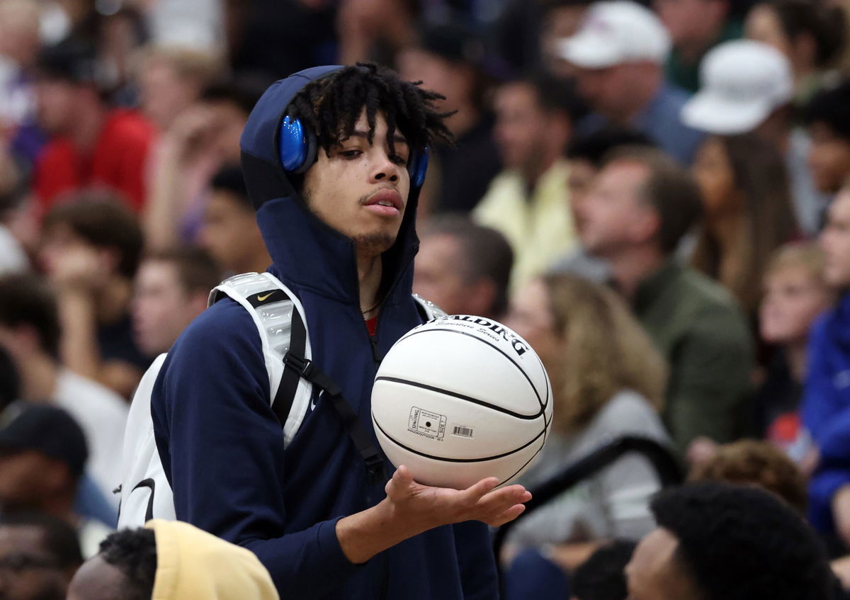 Fact Check: Is 6’7 Forward Tyran Stokes Committing to Kansas?