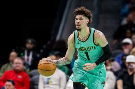 What Happened to LaMelo Ball? Hornets Guard Heads to Locker Room After