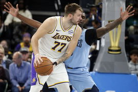 NBA: Los Angeles Lakers at Memphis Grizzlies