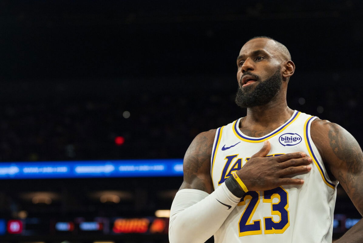 LeBron James Drops Retirement Hint as He Shuts Down Claims of All-Time  Record - EssentiallySports