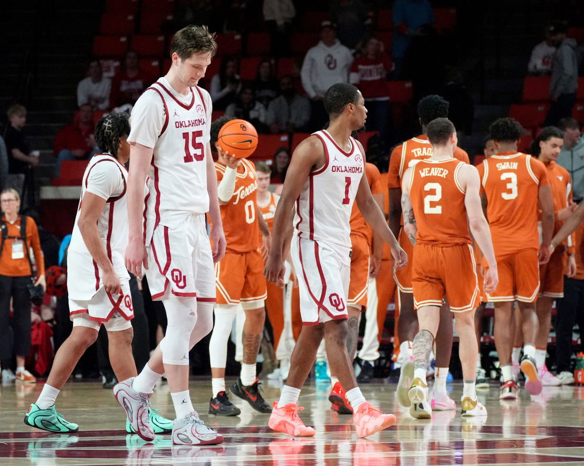 Sudden Fire Breaks Out Inside College Basketball Arena Delaying Georgia vs Oklahoma