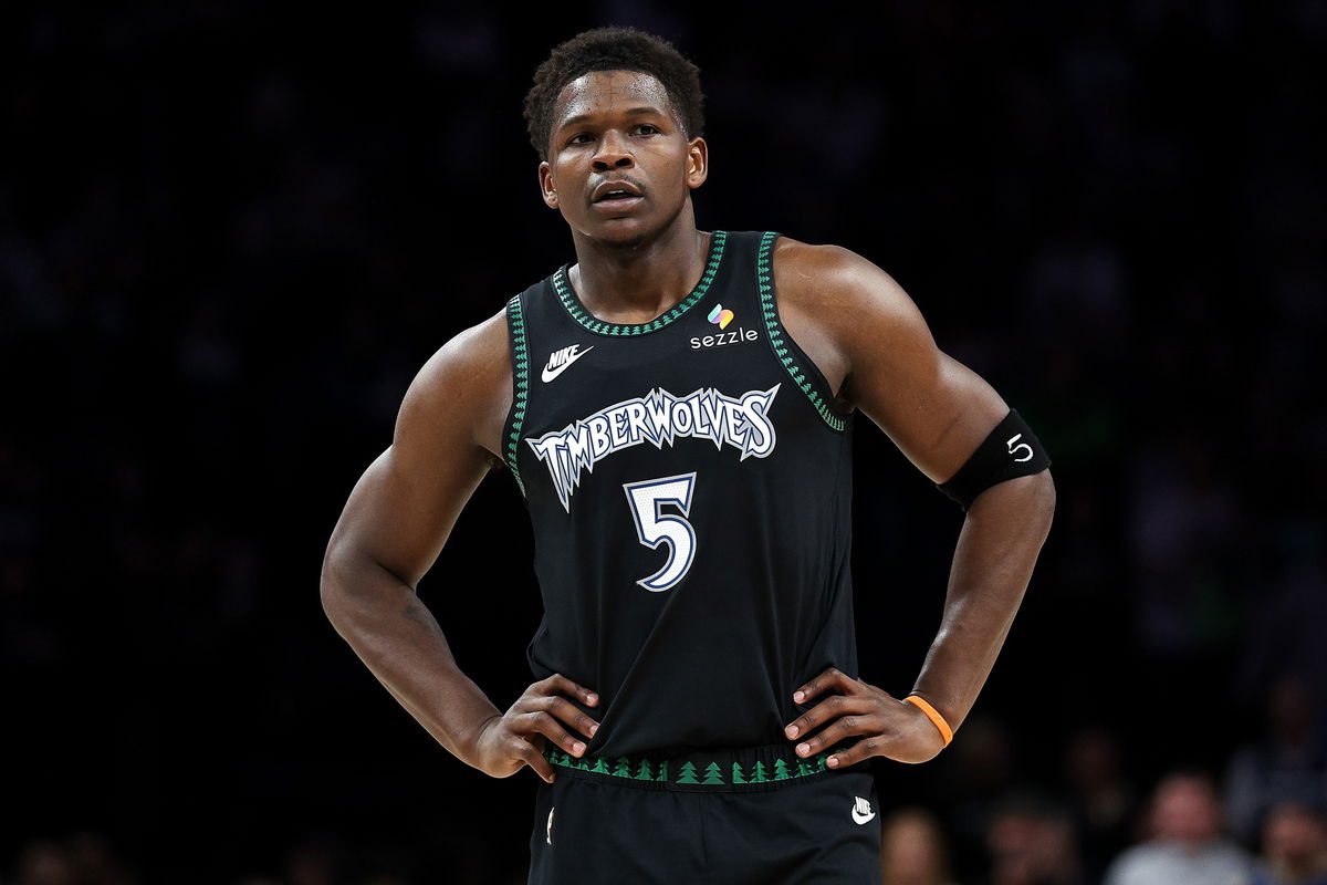 NBA Insider Drops Concerning Anthony Edwards Injury Update Amid Timberwolves’ Growing Problem