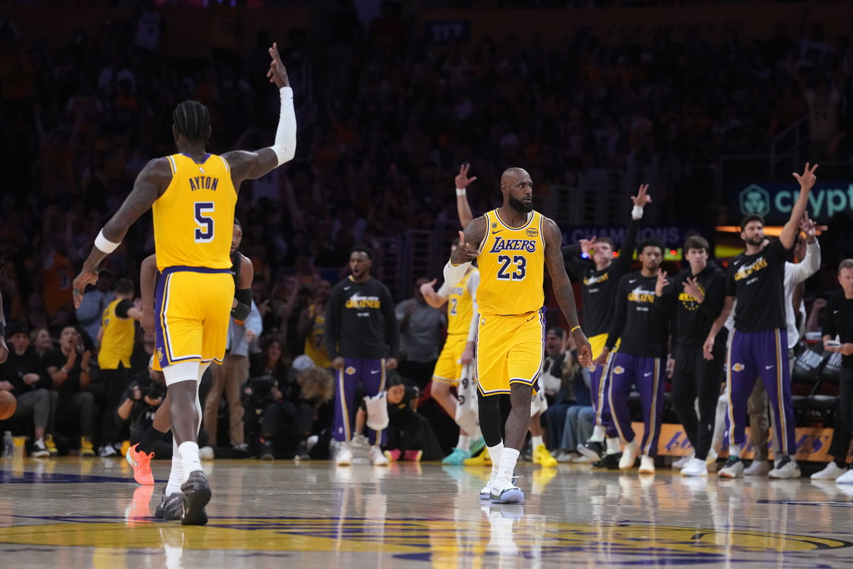 NBA Playoffs 2026: Why Lakers Prevailed in Game 1 Over Rockets Without Luka Dončić and Austin Reaves