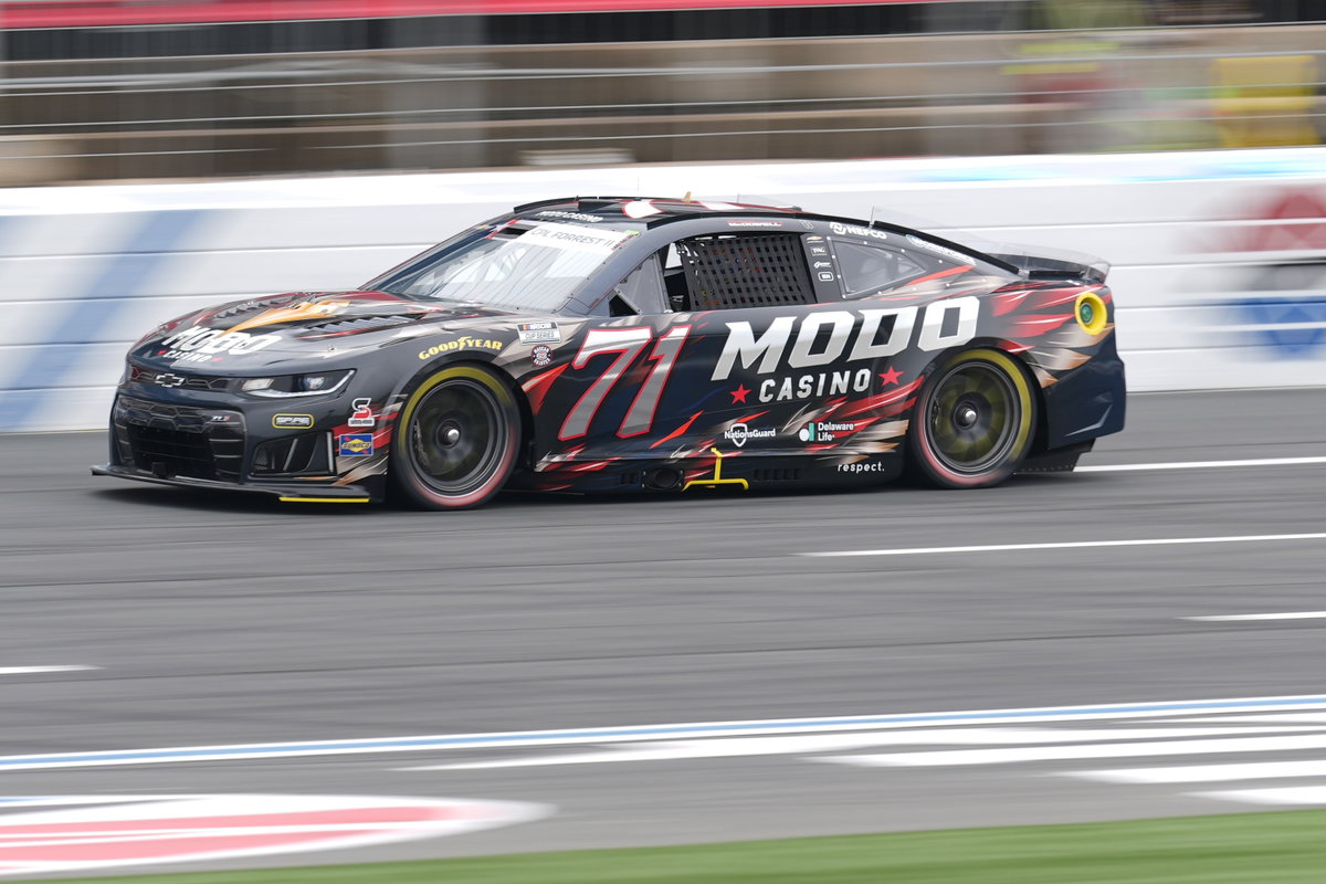 NASCAR Veteran Pledges Loyalty to Rising Chevy Team With Bold Career Promise