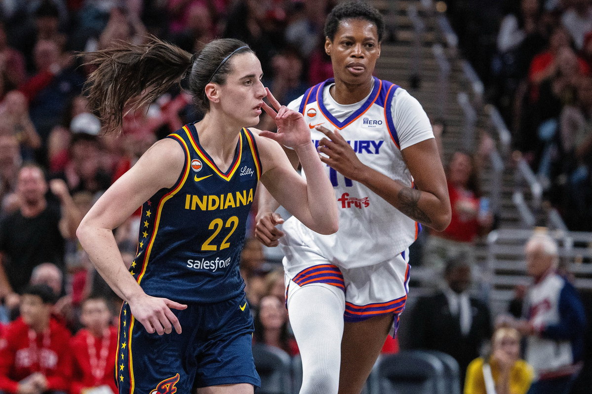 Caitlin Clark Reaches Historic WNBA Milestone in Dominant Win vs Phoenix Mercury 