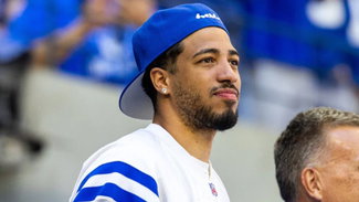 Tyrese Haliburton watching