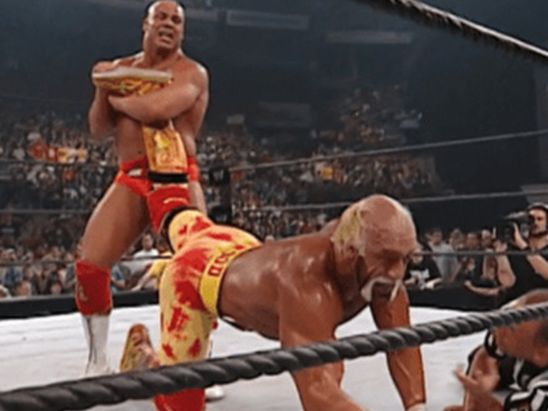 Big show as hulk discount hogan vs kurt angle