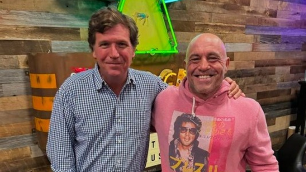 Joe Rogan , Tucker Carlson