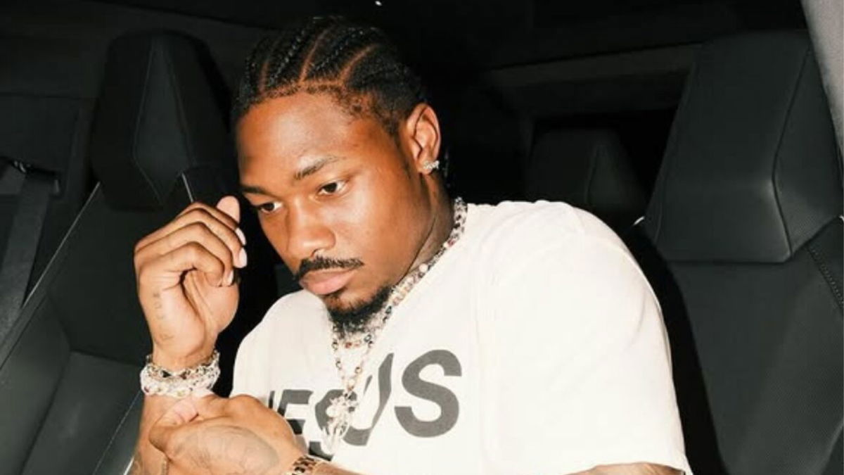 Mike Vrabel Receives $16.8M News on Cutting Stefon Diggs Amid Patriots WR’s Legal Troubles