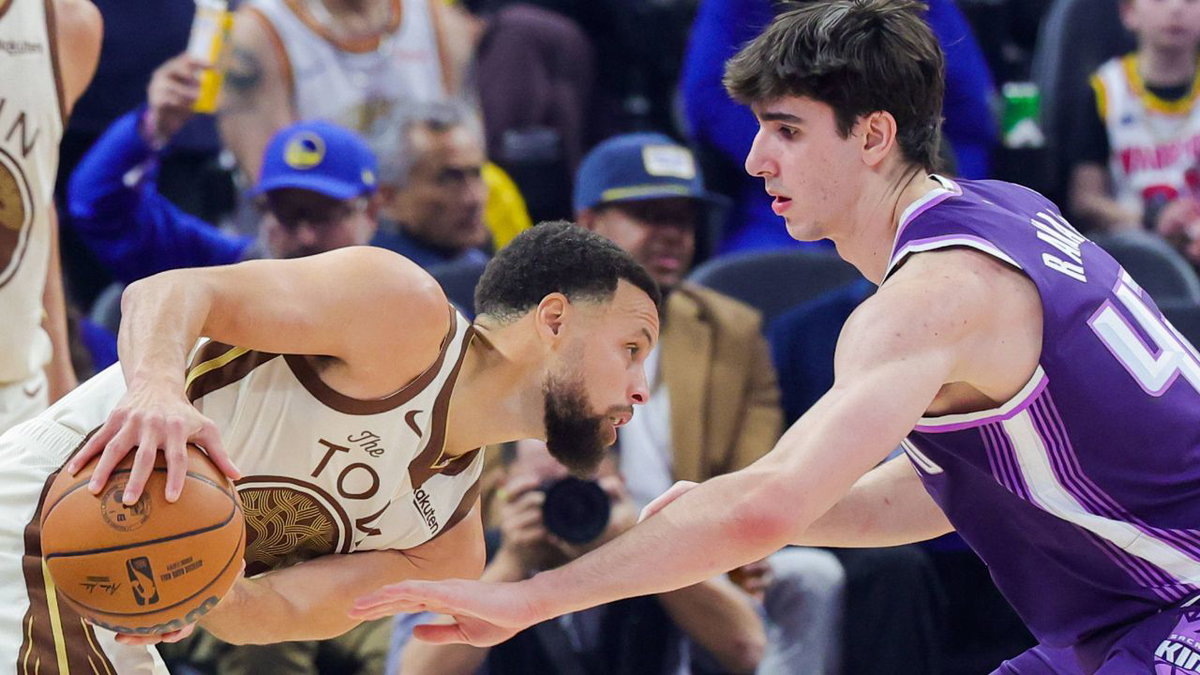 Worrying Scenes in Kings vs. Warriors as Stephen Curry Collision Leaves Maxime Raynaud Needing Wheelchair
