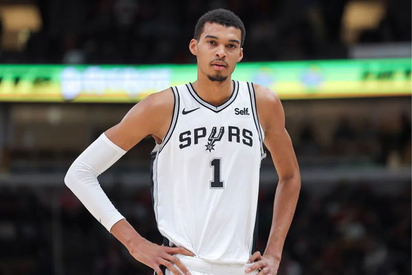 CHICAGO, IL &#8211; DECEMBER 21: Victor Wembanyama 1 of the San Antonio Spurs looks on during the second half against the Chic