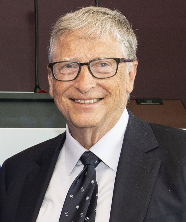 Bill Gates, on the right, and Thierry Breton