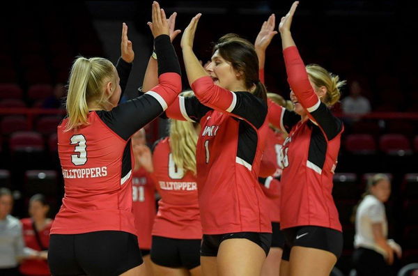 Western Kentucky Hilltoppers Women&#8217;s Volleyball, Source &#8211; Instagram