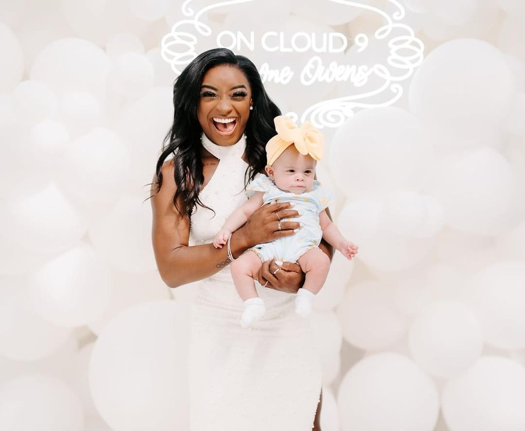 Simone Biles Gets Emotional As 7 Months Old ‘Baby Biles’ Tries To ...