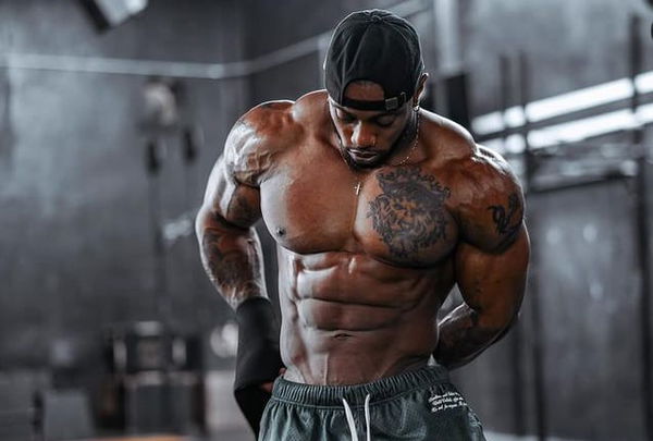 bodybuilding: Brandon Hendrickson