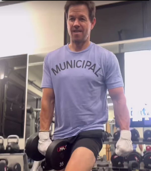 A Shirtless Mark Wahlberg Looks Jacked in New 4 a.m. Workout Video