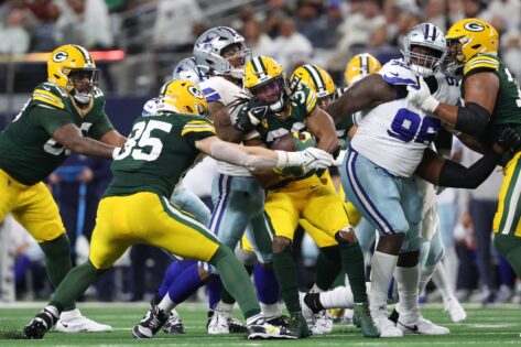 Packers vs Cowboys: 5Takeaways From 2025’s 1st Draw, Micah Parsons’ Impactful Return, Refs Missed Penalty & More