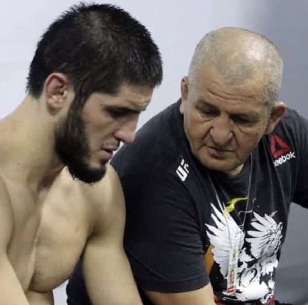 Islam Makhachev, Abdulmanap Nurmagomedov