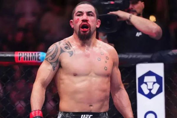 Robert Whittaker