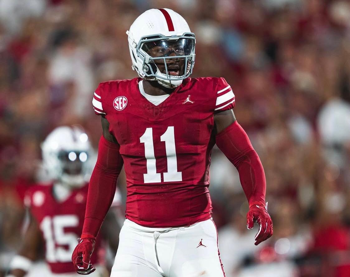 College Football Athlete That Hit Transfer Portal Ties the Knot With Celebrity Sweetheart Back at OU