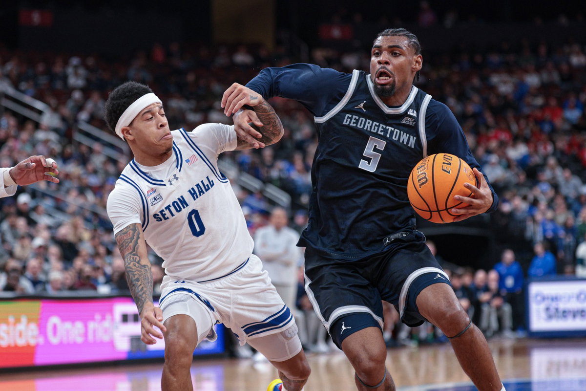 Georgetown Hoyas guard KJ Lewis