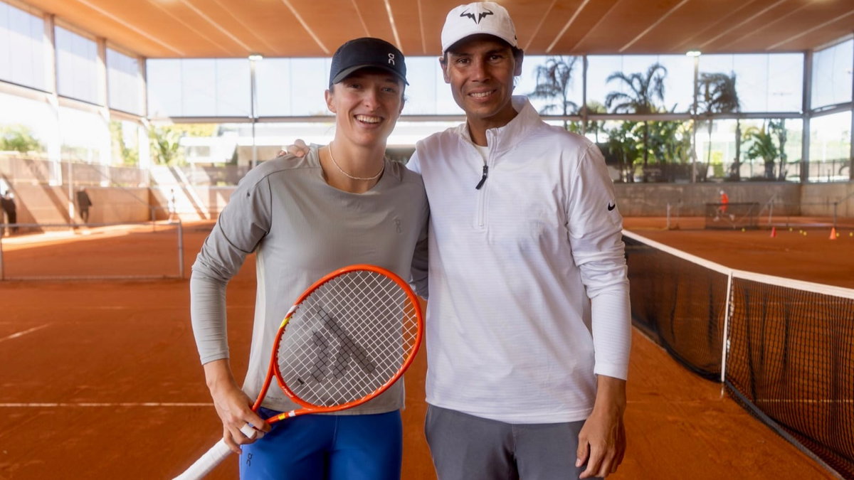 Watch: Nadal Is Teaching Swiatek His Forehand