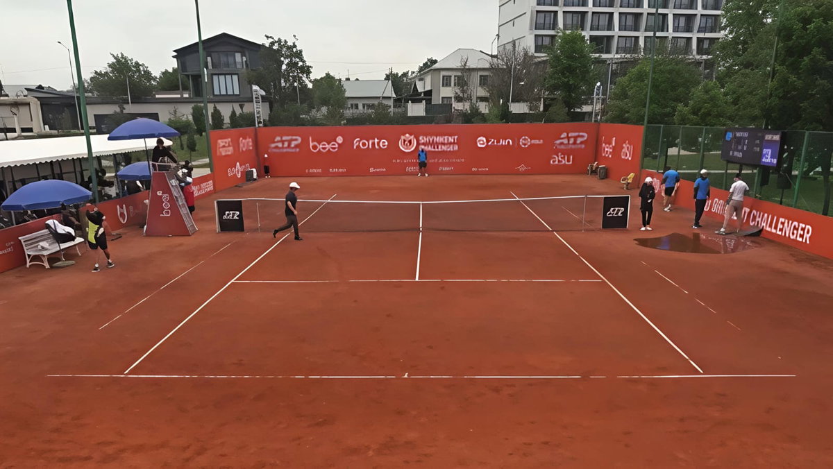 Challenger Clash Halted Mid-Play as Bizarre Chaos Nearly Floods Court