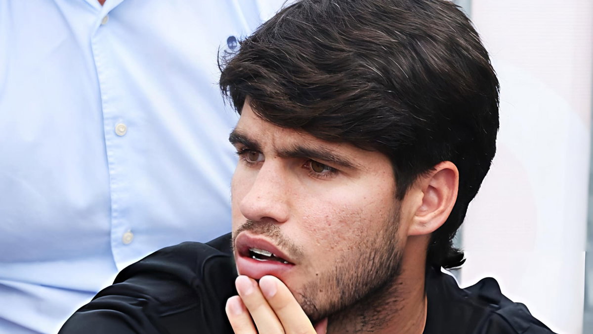 Injured Alcaraz Pays Special Visit to Court in Madrid