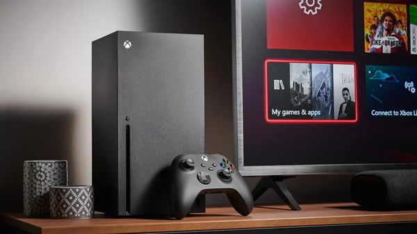 Xbox Series X with Starfield On Us