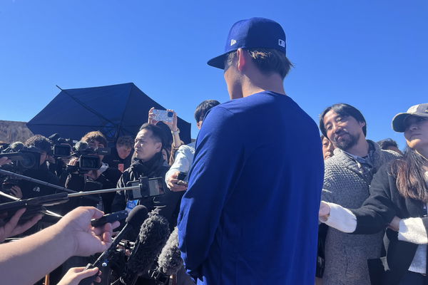 Yoshinobu Yamamoto Spring Training Press