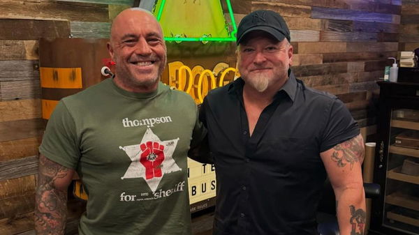 Joe Rogan; Luis Elizondo