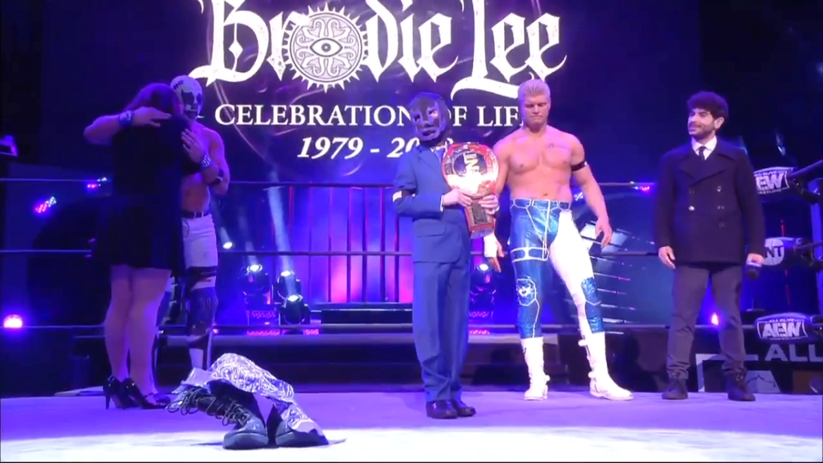 Brodie Lee Jr s Mother Says He Will Return to AEW Under One