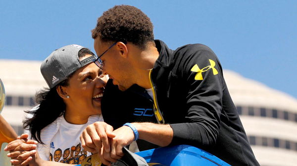 app-201019-steph-curry-ayesha-curry