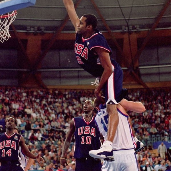 vince carter dunk over 7 footer